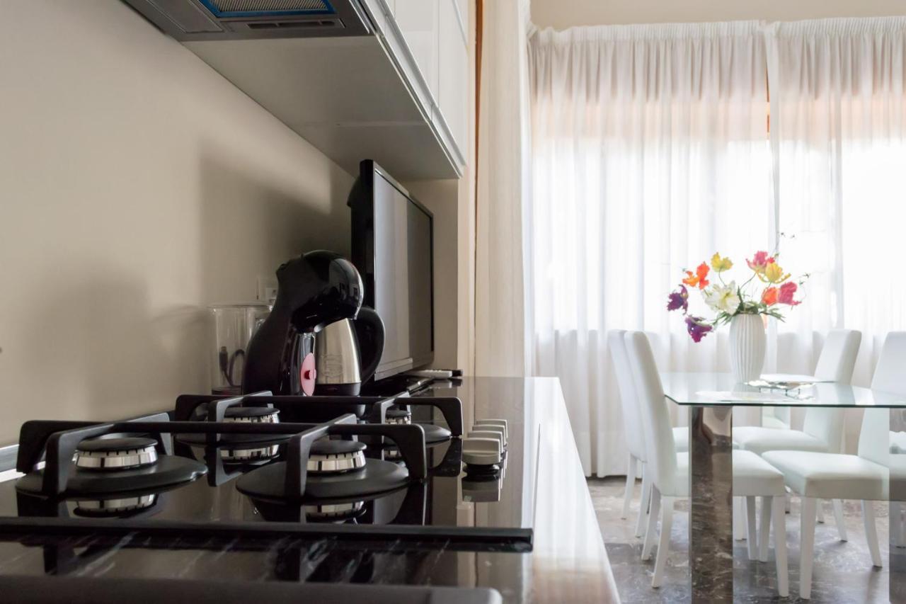 Villa Lazzari B&B Tra I Due Mari 马利耶 外观 照片