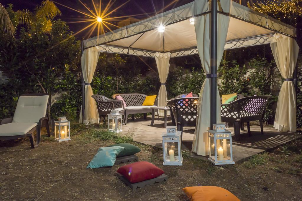 Villa Lazzari B&B Tra I Due Mari 马利耶 外观 照片
